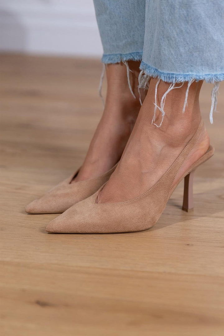 Maison Armand™ | Escarpins Slingback Nude Élégance